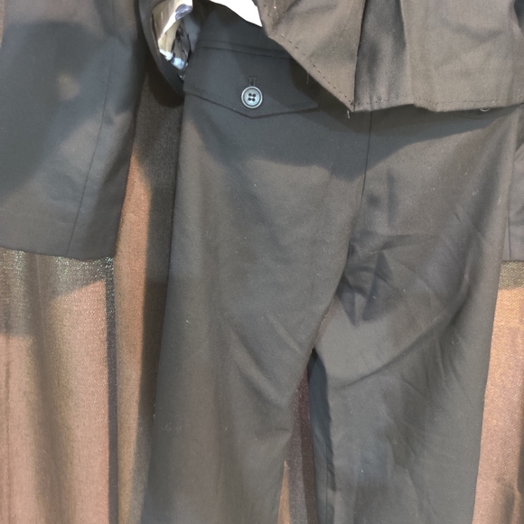 Suit - Picture 2 of 5